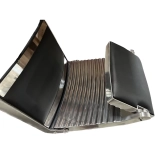 Barberstuhl CROSS PLUS - grobschwarz