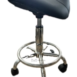 Friseurhocker MIRA - matt schwarz