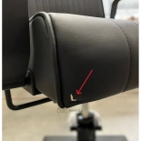 Barberstuhl MASTER BLACK - matt schwarz - Zweite Wahl!